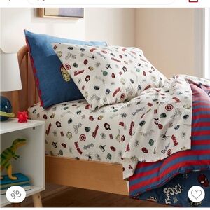 Twin Marvel Print Cotton Sheet/ comforter Set
